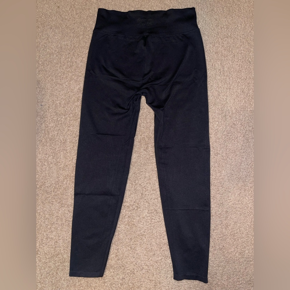 PINK Black Seamless Leggings - Picture 5 of 5